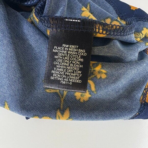 Liz Claiborne Womens Navy Floral V Neck Short Sleeve Top Sz Small‎ Career Office - Picture 3 of 7